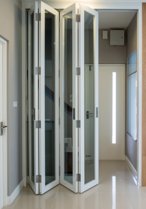 bifold door Raynes Park, South Wimbledon, SW20